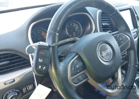 2017 Jeep Cherokee High Altitude 4X4 from USA, damaged, VIN 1C4PJMDS2HW620551